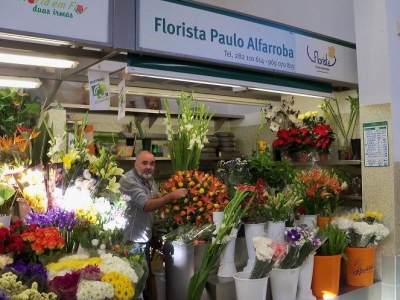 Mercado Av S Joao Deus 23